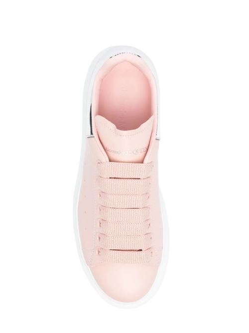 Sneakers for woman. Alexander McQueen | 718232WIEE42977